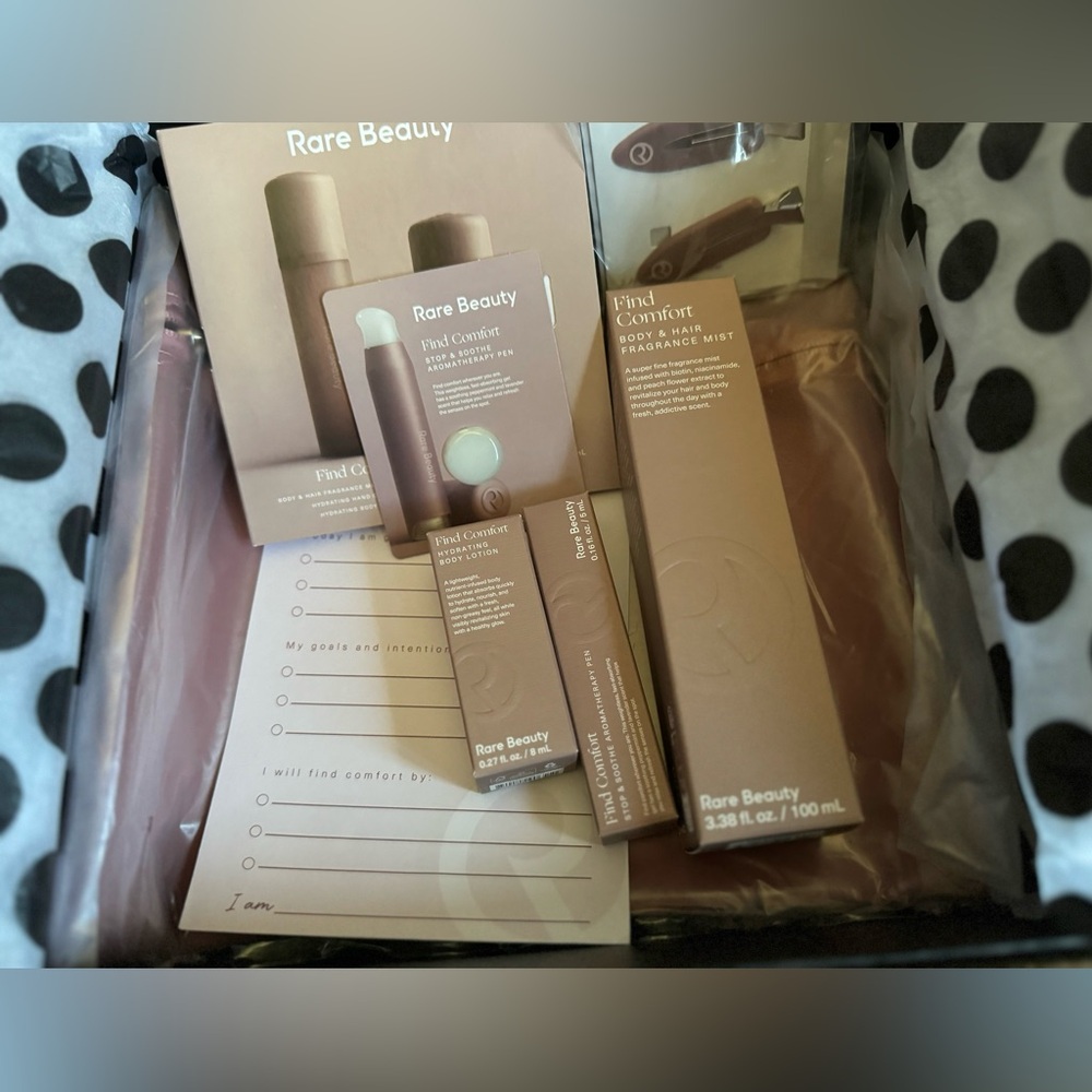 NWT Rare Beauty by Selena Gomez x Sephora Find Comfort Exclusive Event